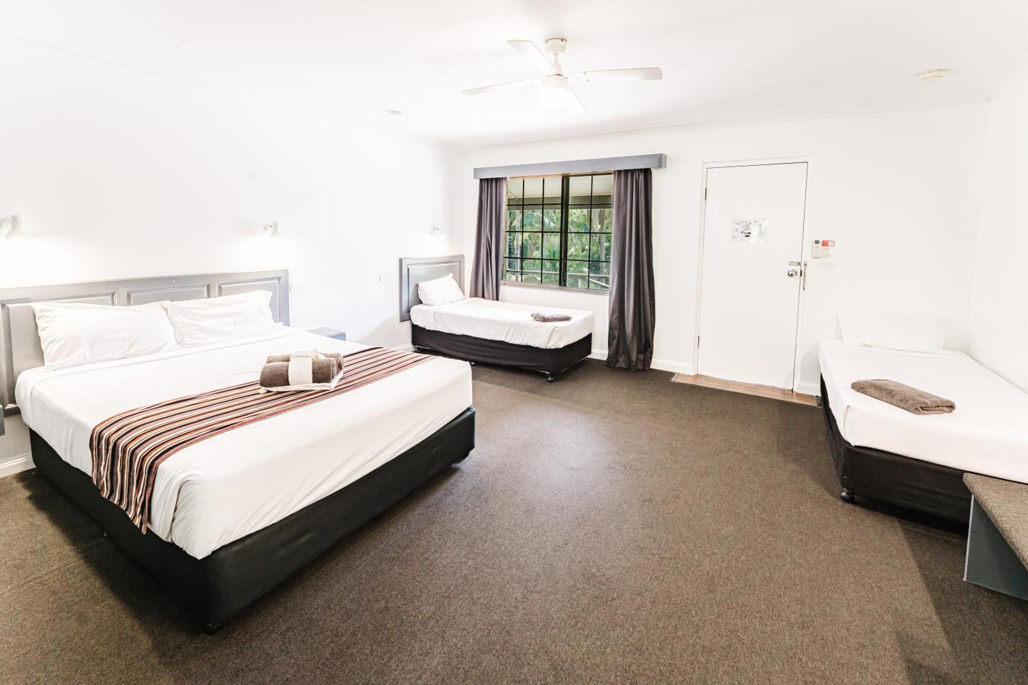 Country 2 Coast Motor Inn コフスハーバー エクステリア 写真