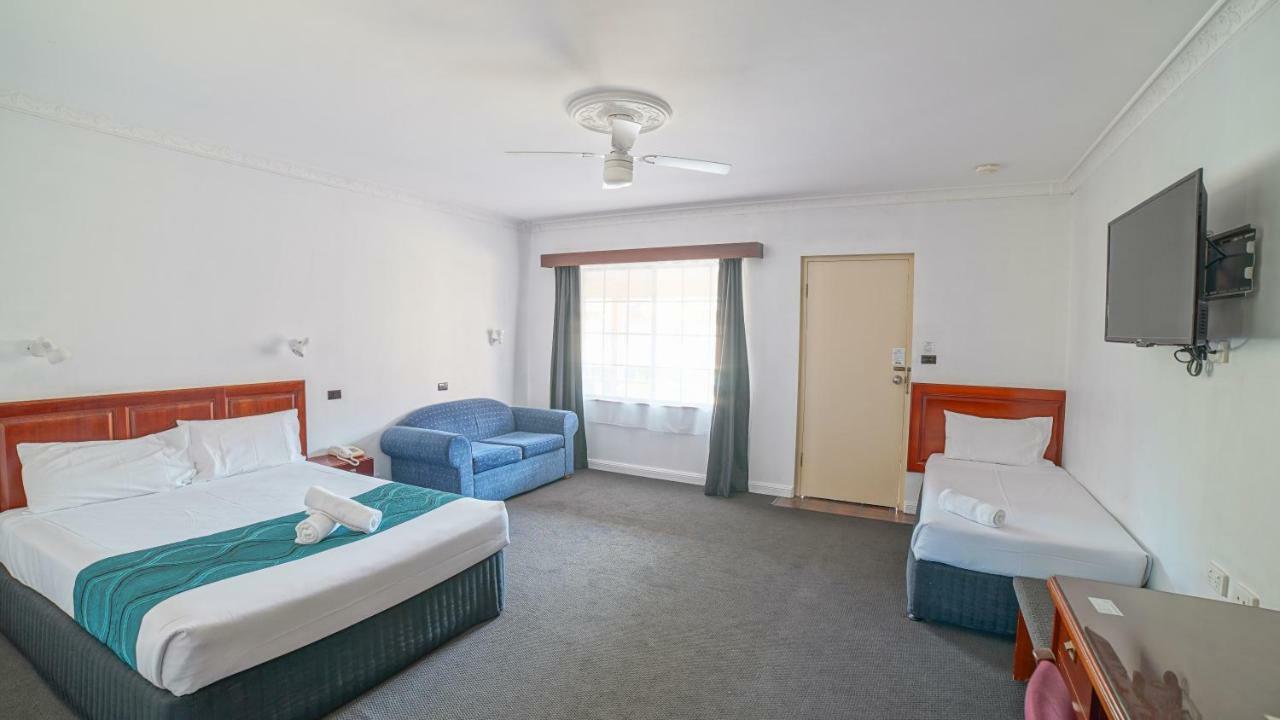 Country 2 Coast Motor Inn コフスハーバー エクステリア 写真