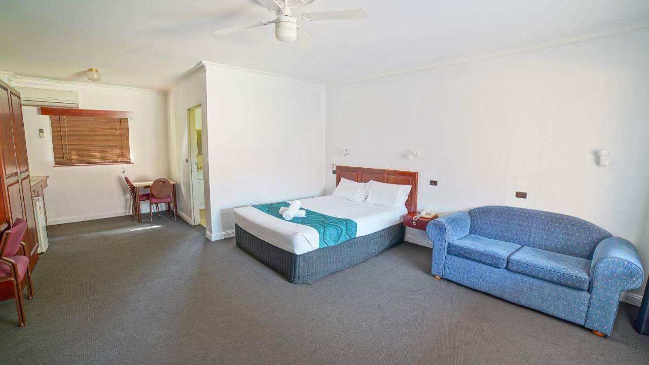 Country 2 Coast Motor Inn コフスハーバー エクステリア 写真